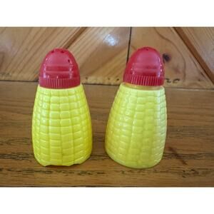 Vintage Lapin USA Corn Cob Salt & Pepper Shakers Retro Kitchen Set